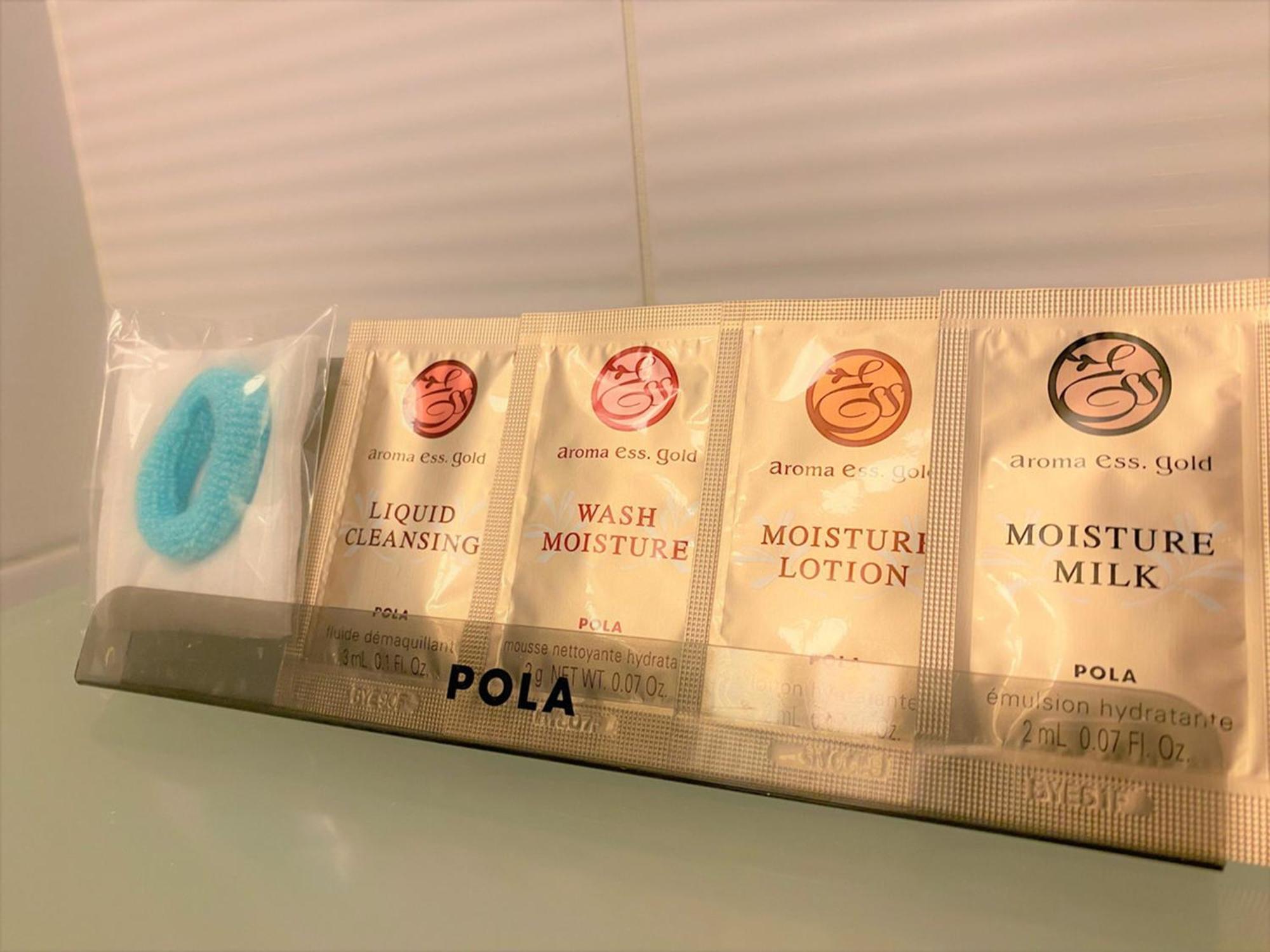 Sapporo Prince Hotel מראה חיצוני תמונה A set of amenities by Pola