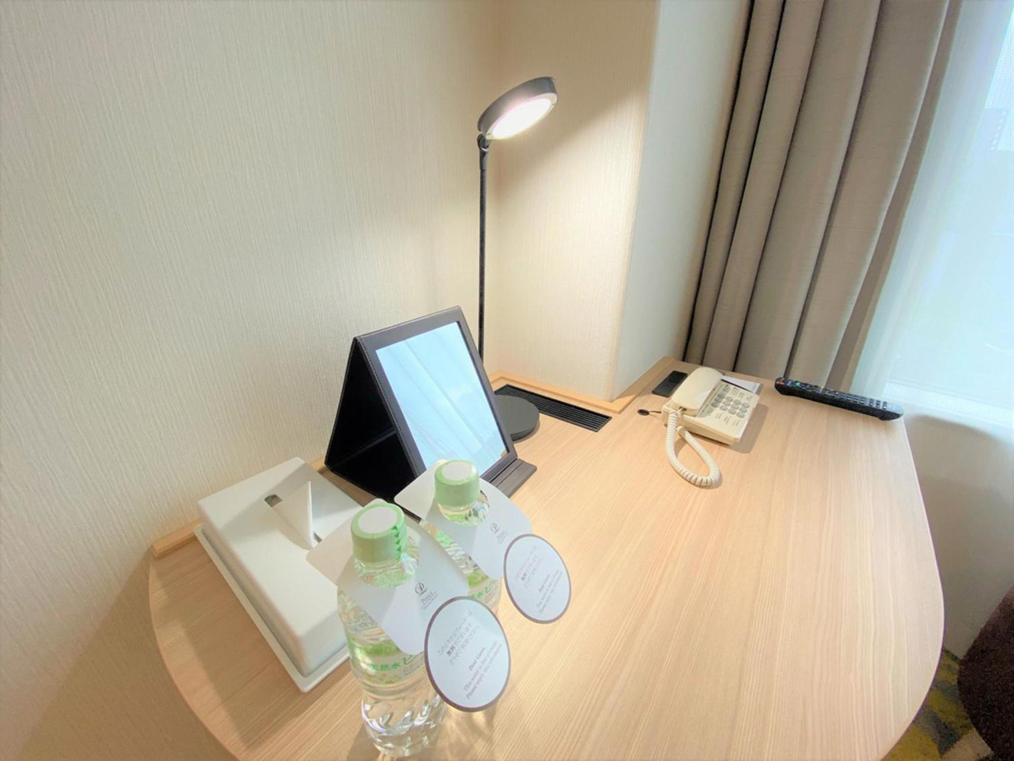 Sapporo Prince Hotel מראה חיצוני תמונה A room at the hotel